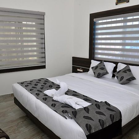 Suroor Tourist Home Virajpet Exteriér fotografie