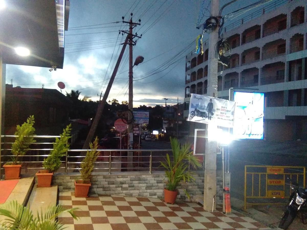Suroor Tourist Home Virajpet Exteriér fotografie